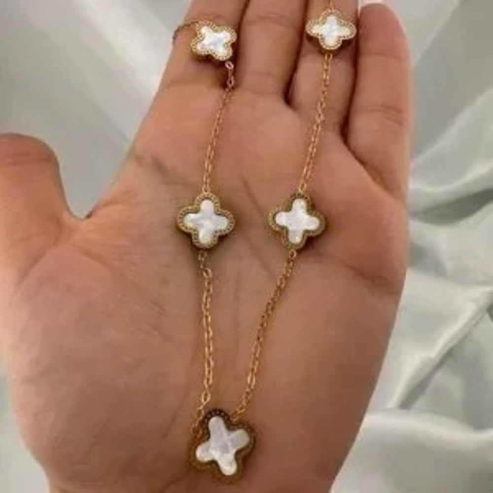 Alhambra 18k Gold plated Gold and White Clover Necklace